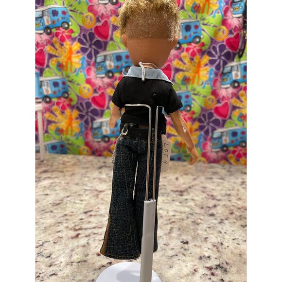 MGA Bratz Boyz Cameron Male Doll Dressed 20th Anniversary Lot 9 #99B - Picture 5 of 5